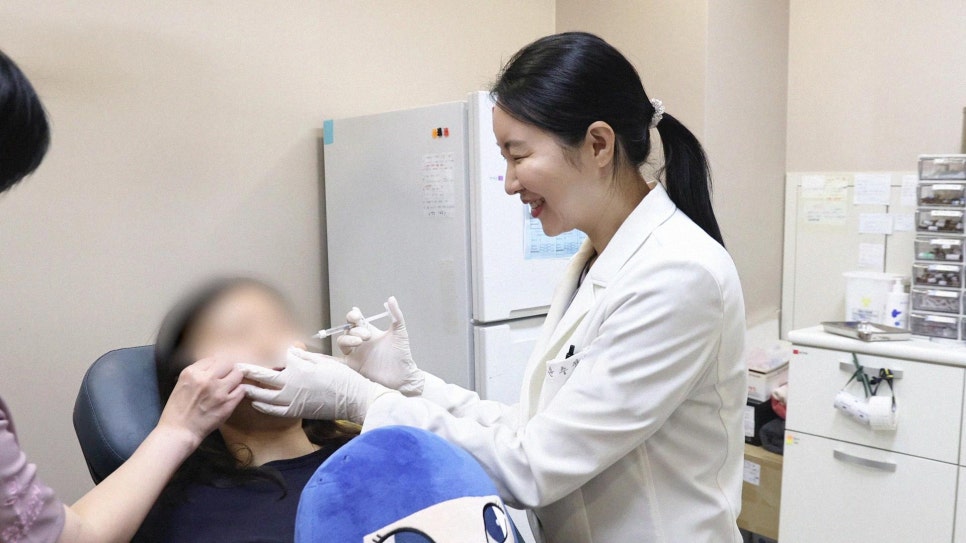 같은 시술이라도 피부 장벽 상태에 따라 반응이 달라집니다.